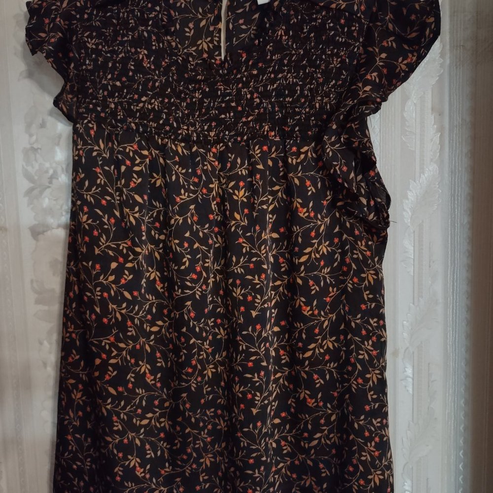 Old Navy smocked blouse